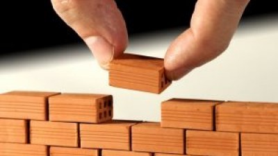 Xây tường rào có xin Giấy phép xây dựng hay không?