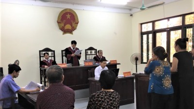 Công bố tài liệu, chứng cứ tại phiên tòa dân sự sơ thẩm