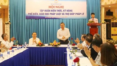 Vai trò của trợ giúp viên pháp lý với tư cách người bào chữa tại phiên tòa hình sự